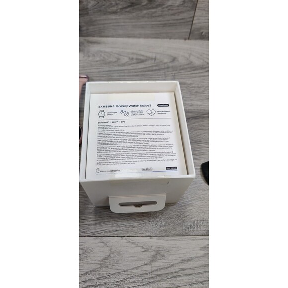 SAMSUNG GALAXY Watch Active 2~Rose~Aluminum~Bluetooth~GPS~Fitness Tracking - Picture 9 of 13